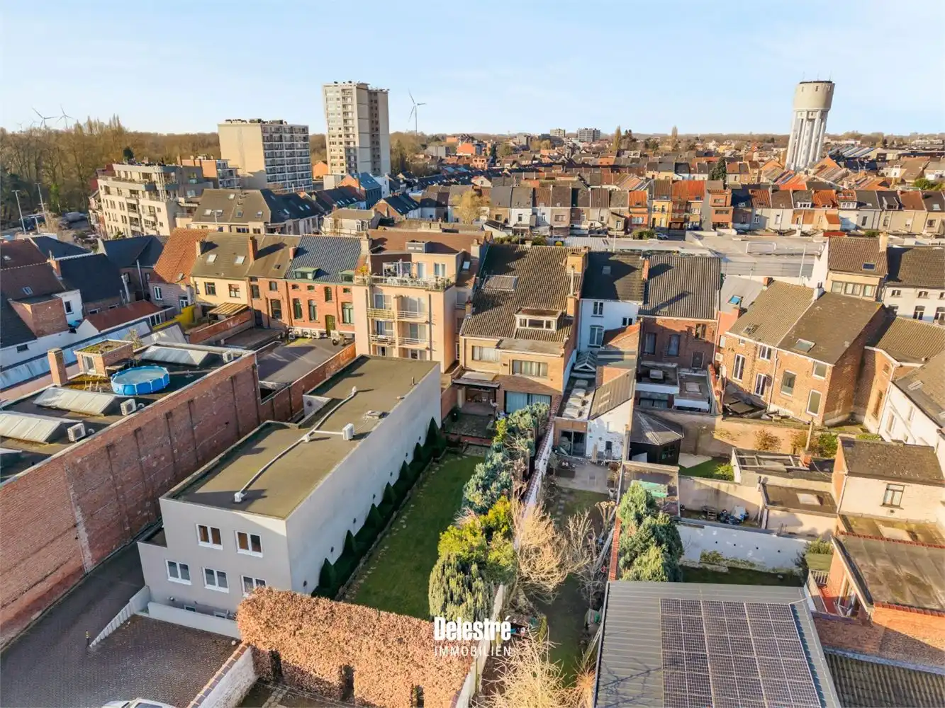 UNIEKE WONING NABIJ STADSPARK MET RUIME TUIN, GARAGE & GROOT POTENTIEEL foto 6