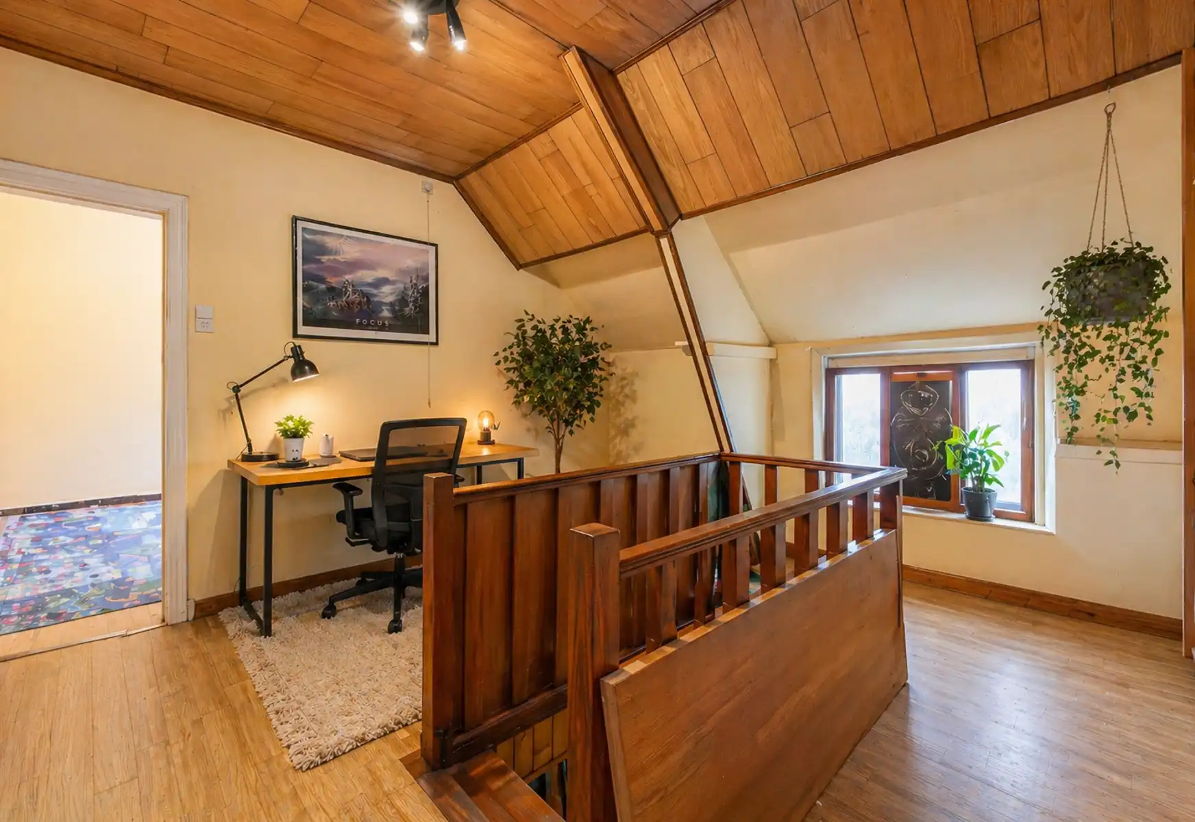 Ruime gezinswoning met tuin en garage nabij centrum  foto 4