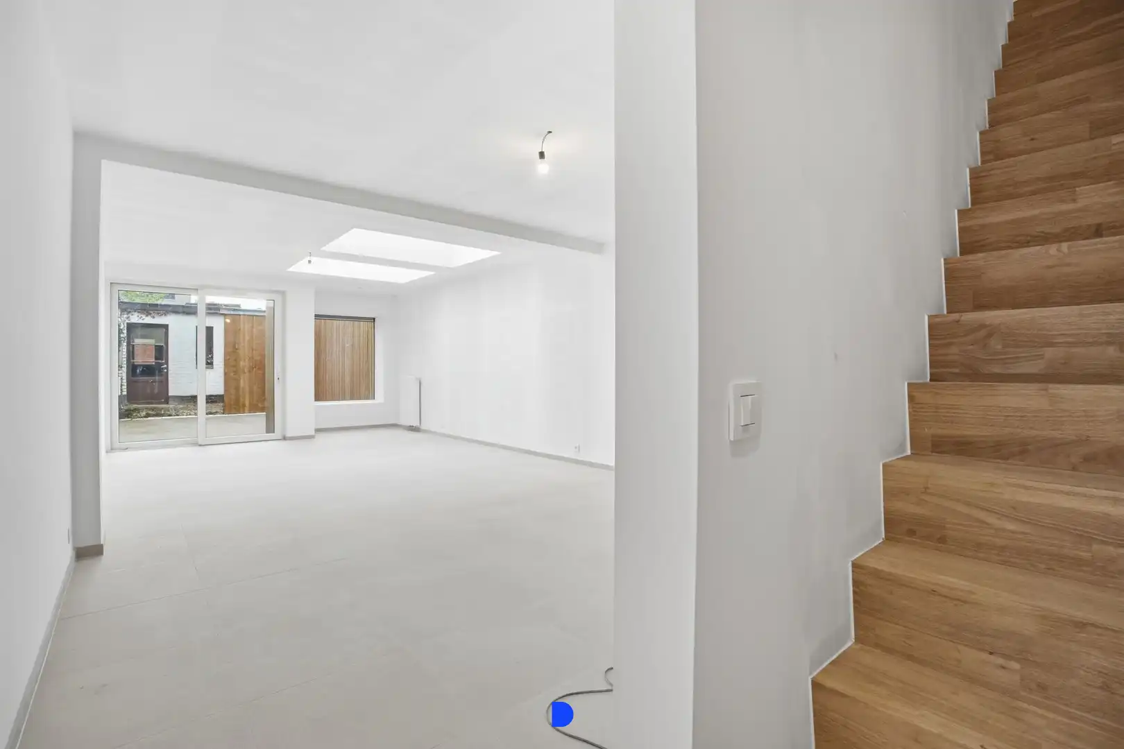 Instapklare woning met 4 slaapkamers en tuin foto 3
