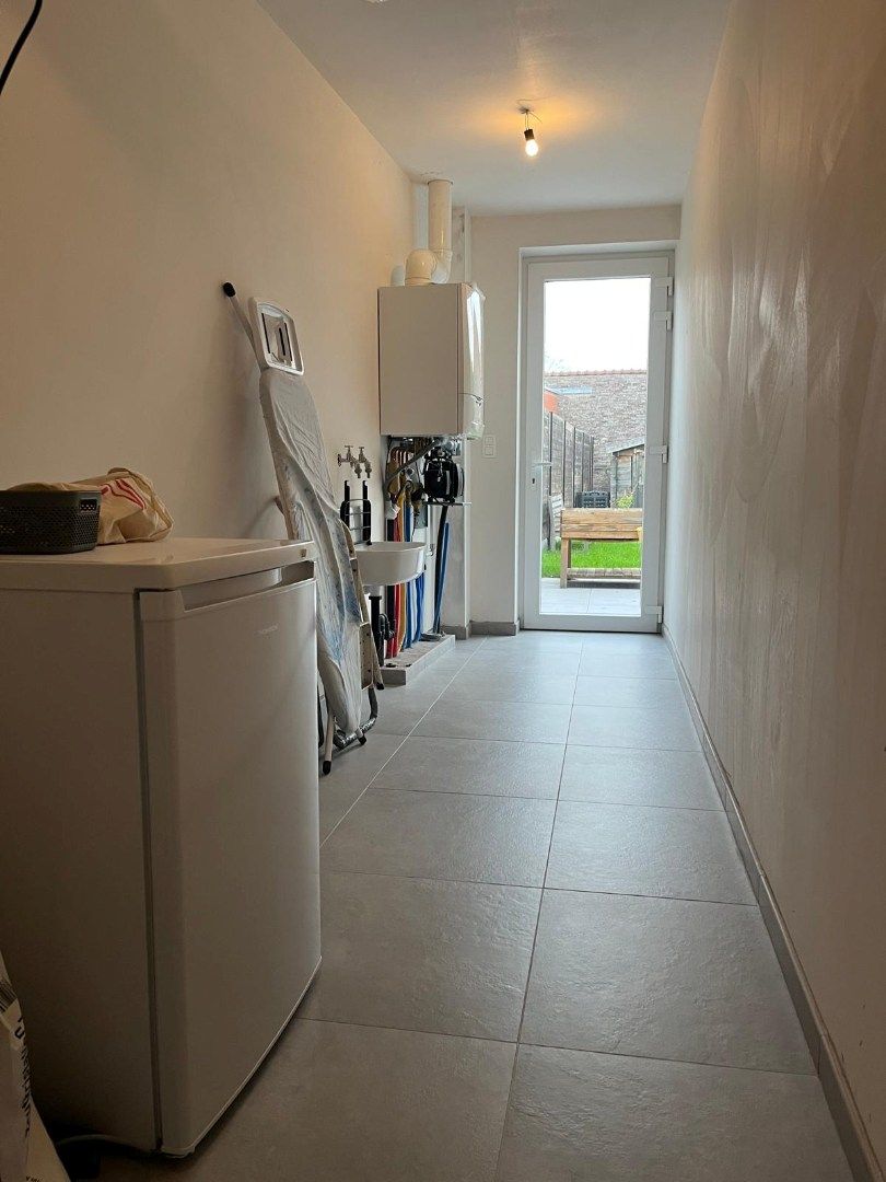 Energiezuinige Half Open  met garage foto 10