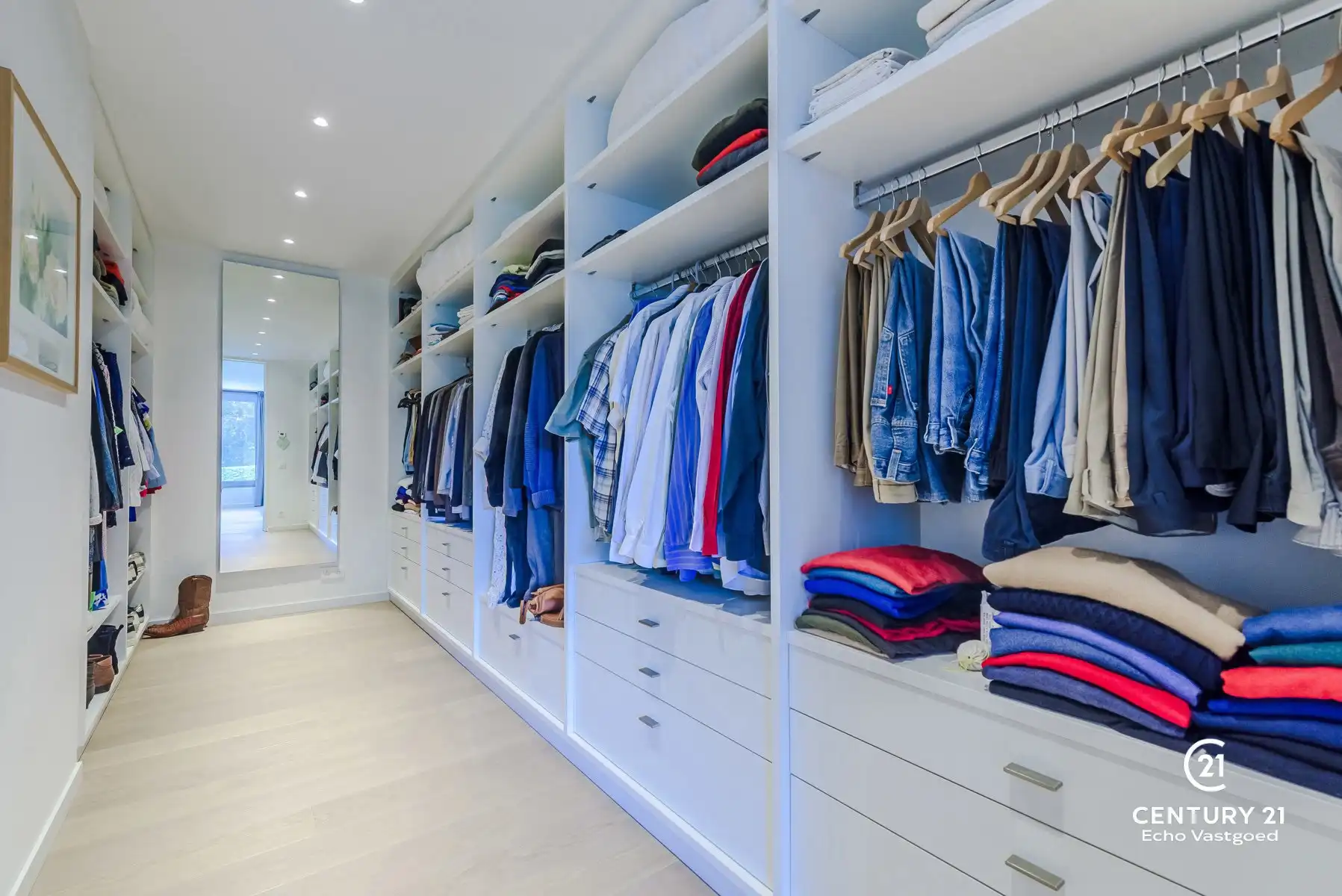 Exclusieve onderhouden architectenvilla in villawijk De Lint foto 25
