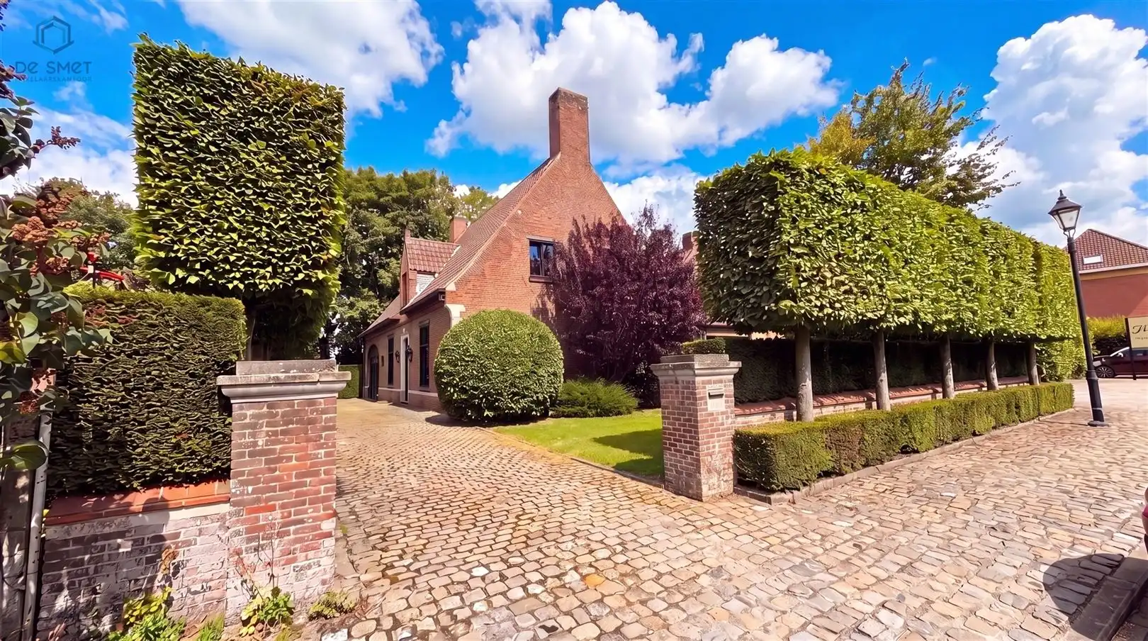 Instapklare villa met 4 slaapkamers, dubbele garage en adembenemend uitzicht in Deftinge foto {{pictureIndex}}