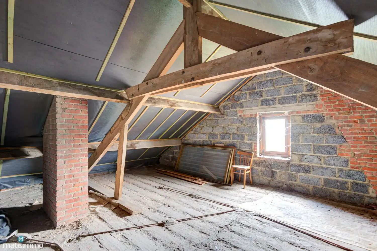 RUIME GEZINSWONING MET 3 SLAAPKAMERS EN EEN RIANTE TUIN OP EEN PERCEEL VAN 1.411 M² NABIJ HET CENTRUM VAN TONGEREN foto 33