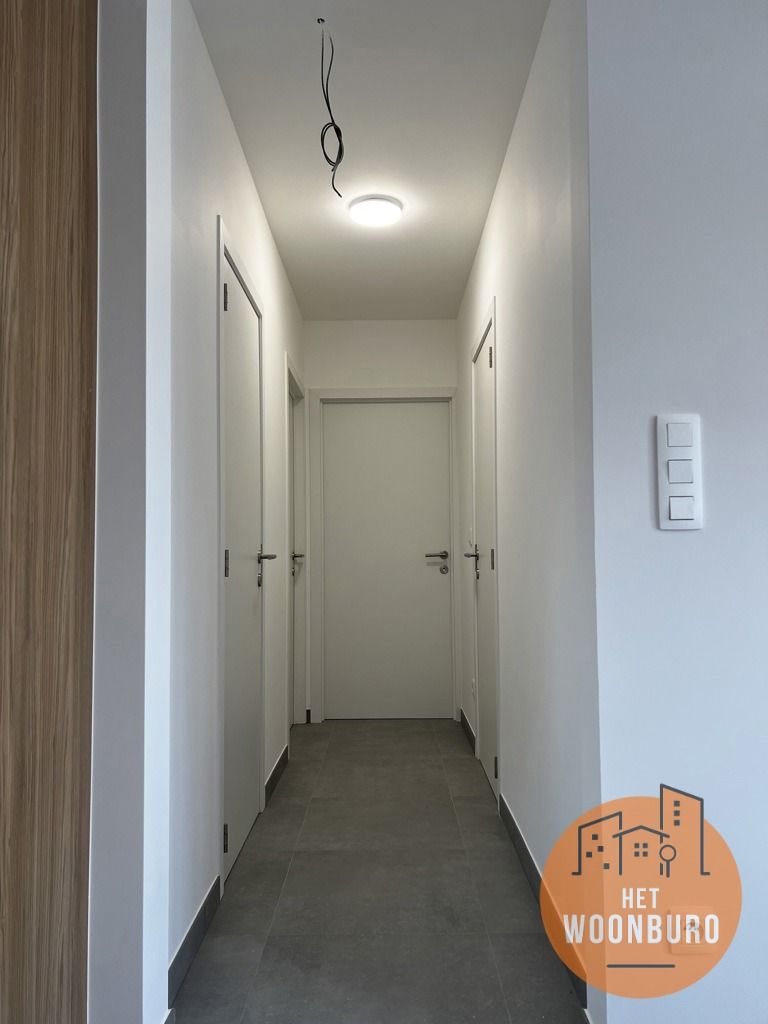 Nieuw appartement 2e verd. met terras en staanplaats foto 5