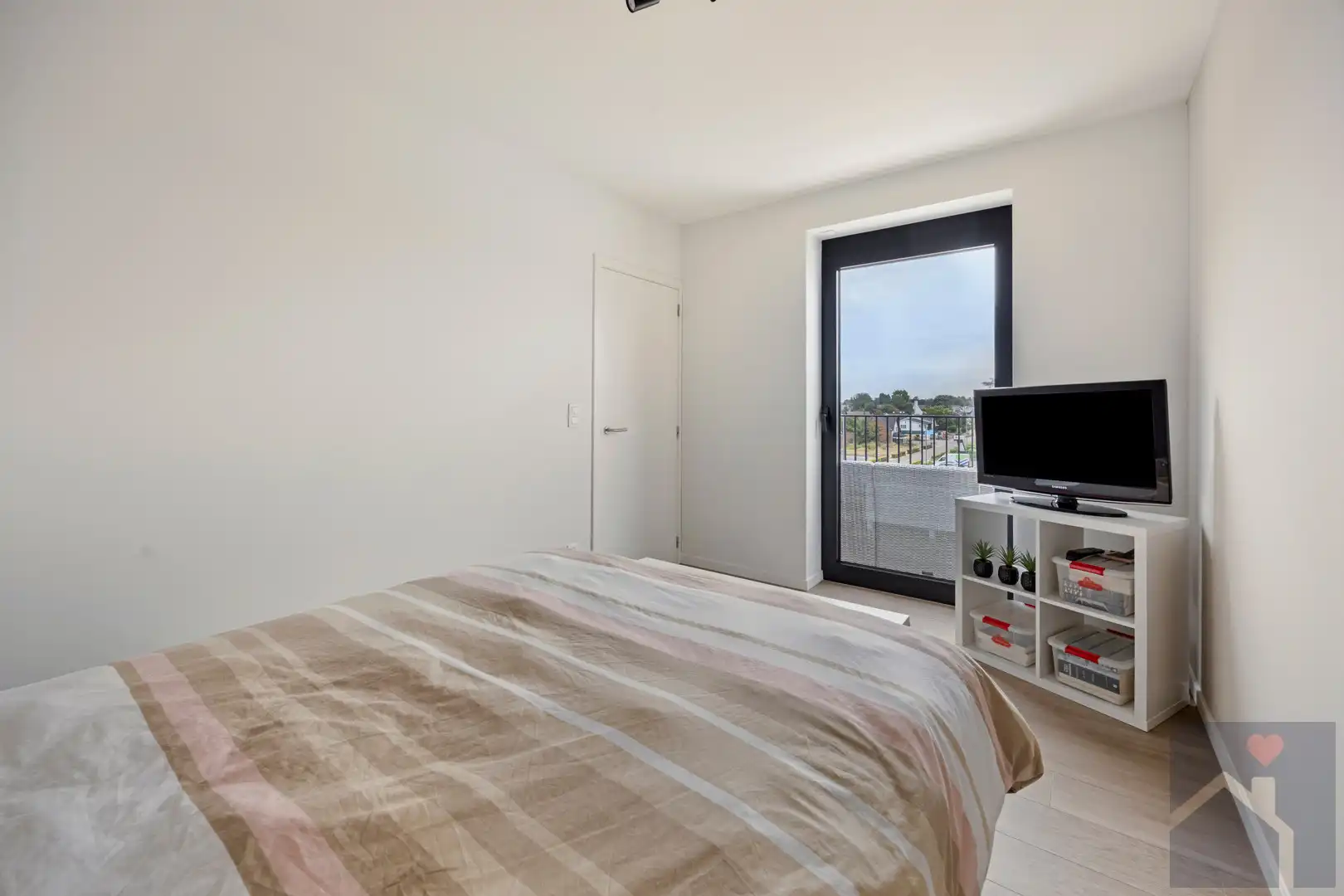 Luxe appartement op 3e verdieping met 2 slaapkamers, terras van 21 vierkantemeter en moderne afwerking in 2025! foto 14