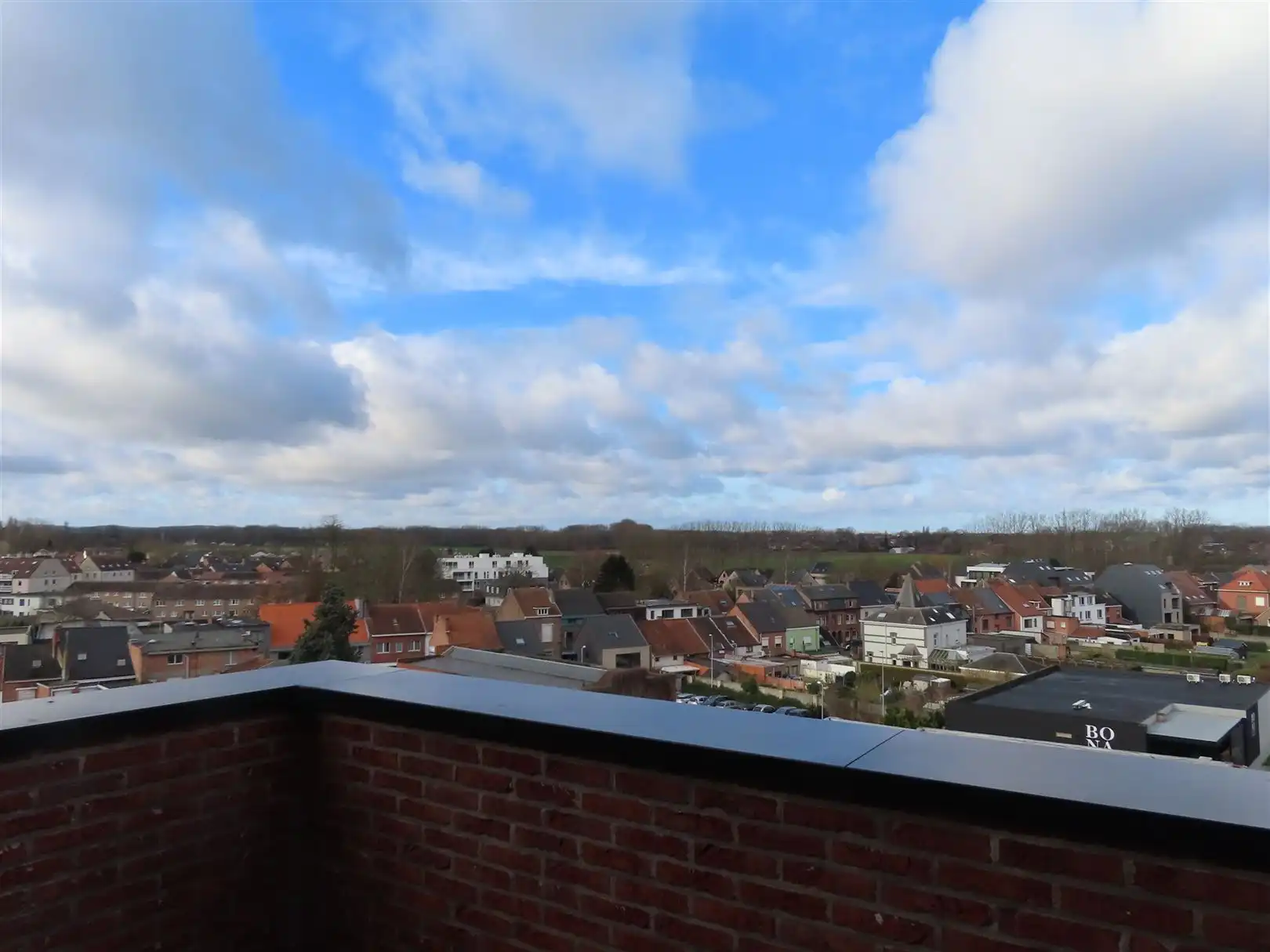 Loft appartement (187m²) met terras (120m²) & parking! foto 11