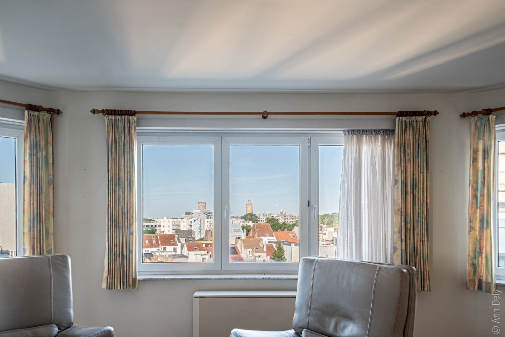 Verzorgd 3-slaapkamerappartement met prachtig zonneterras van 90m² ! foto 4