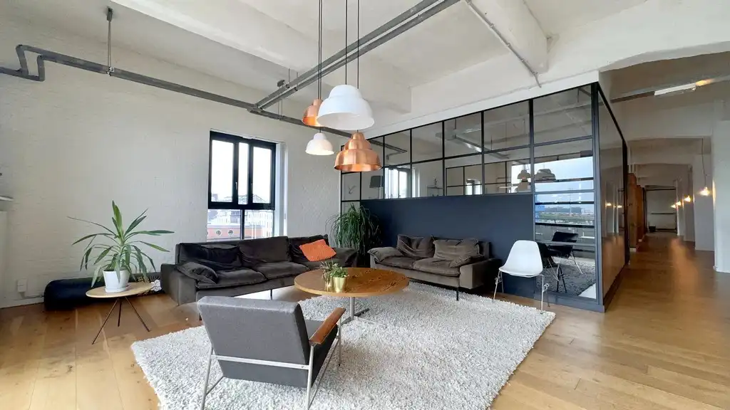 Hip loftkantoor te huur in Handelsdokcenter in Gent foto 8