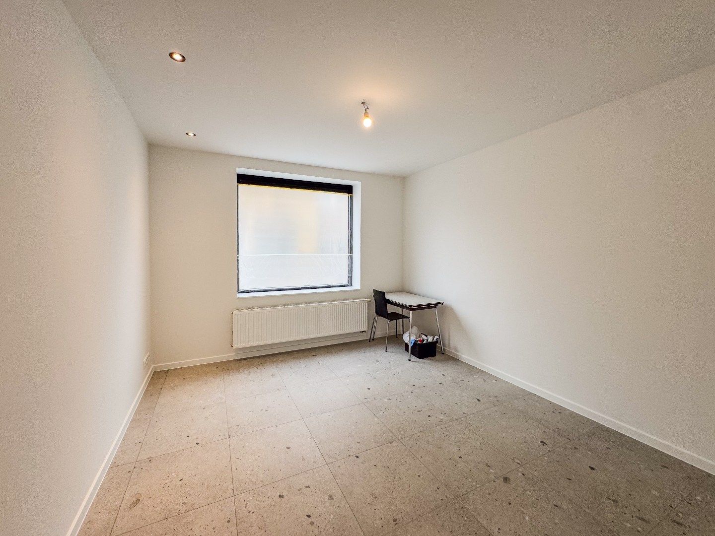 Gerenoveerde woning met 3 slaapkamers en gezellig stadstuintje. foto 9