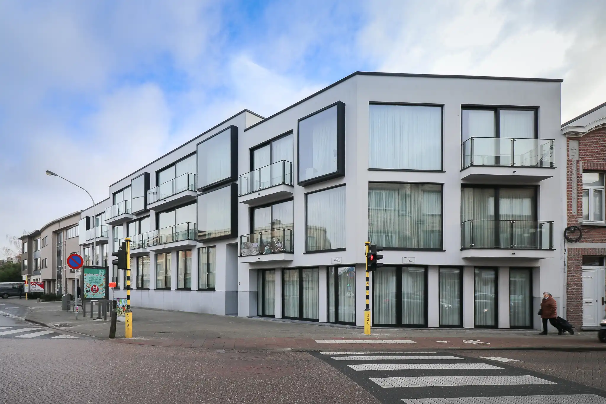 Gelijkvloers appartement met ruime leefkeuken in Wilrijk foto {{pictureIndex}}