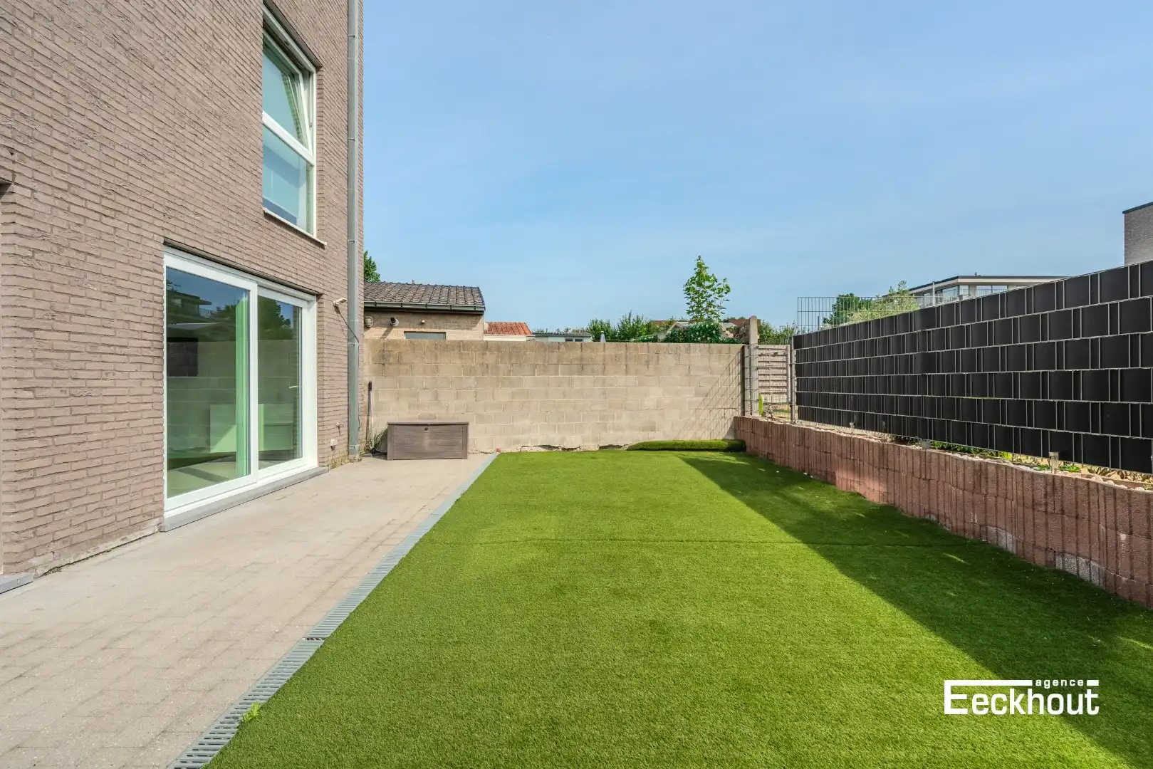 Ruim gelijkvloersappartement met zonneterras en tuin in recent gebouw! foto 3