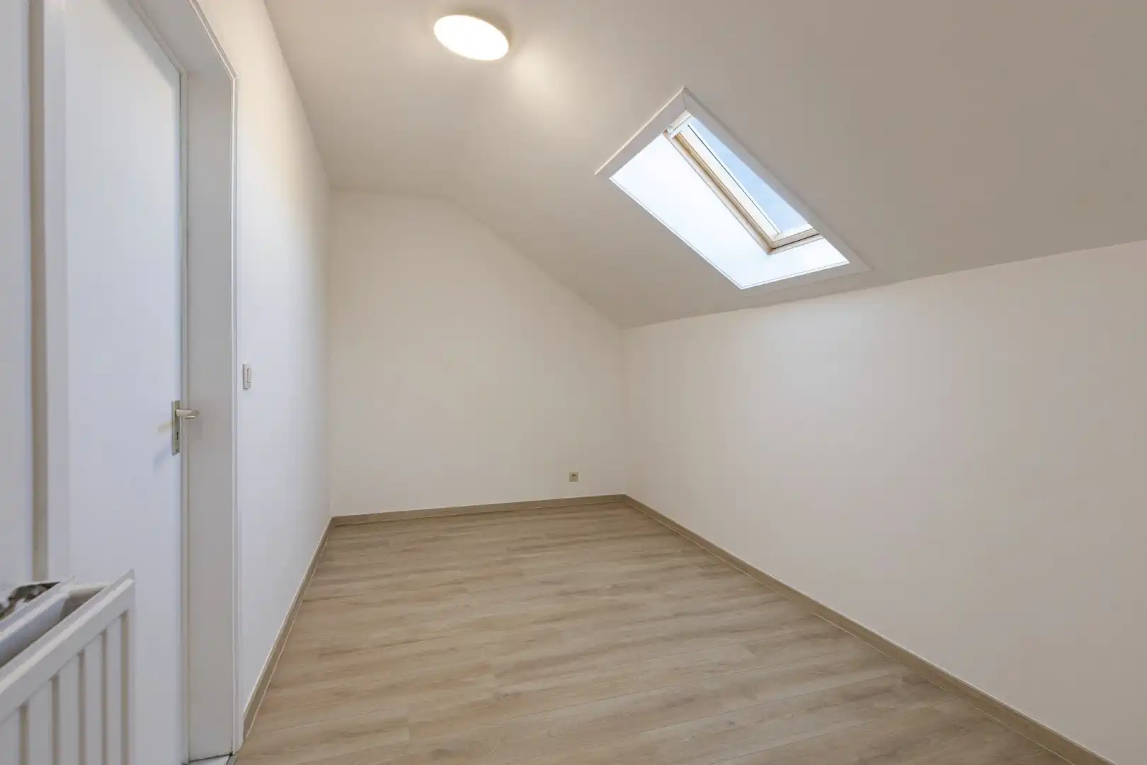 Knap vernieuwd appartement met dakterras en lift - energielabel B foto 9