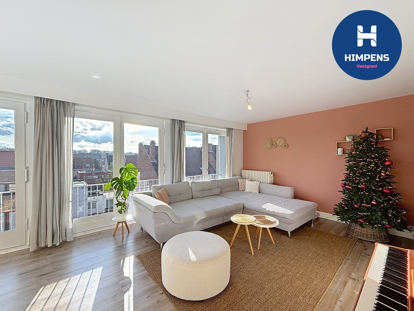 Instapklaar zonnig appartement in het centrum van De Panne foto 2