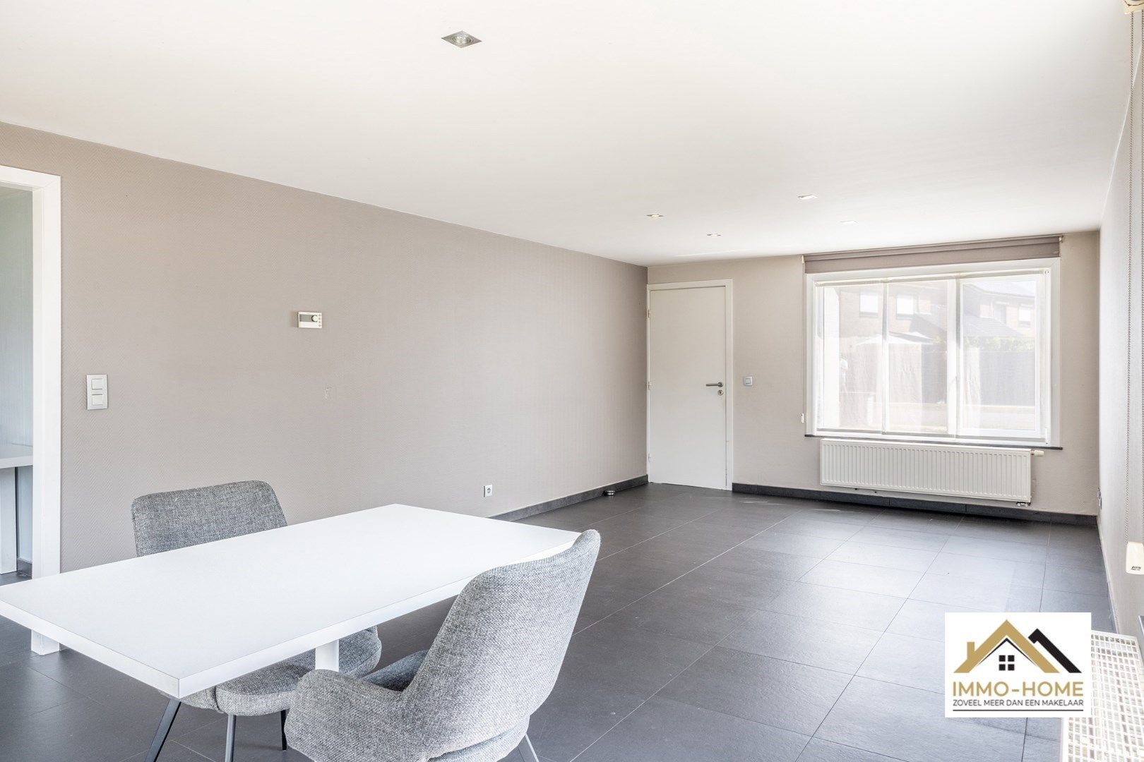 Mooie instapklare woning in rustige wijk te Evergem foto 10