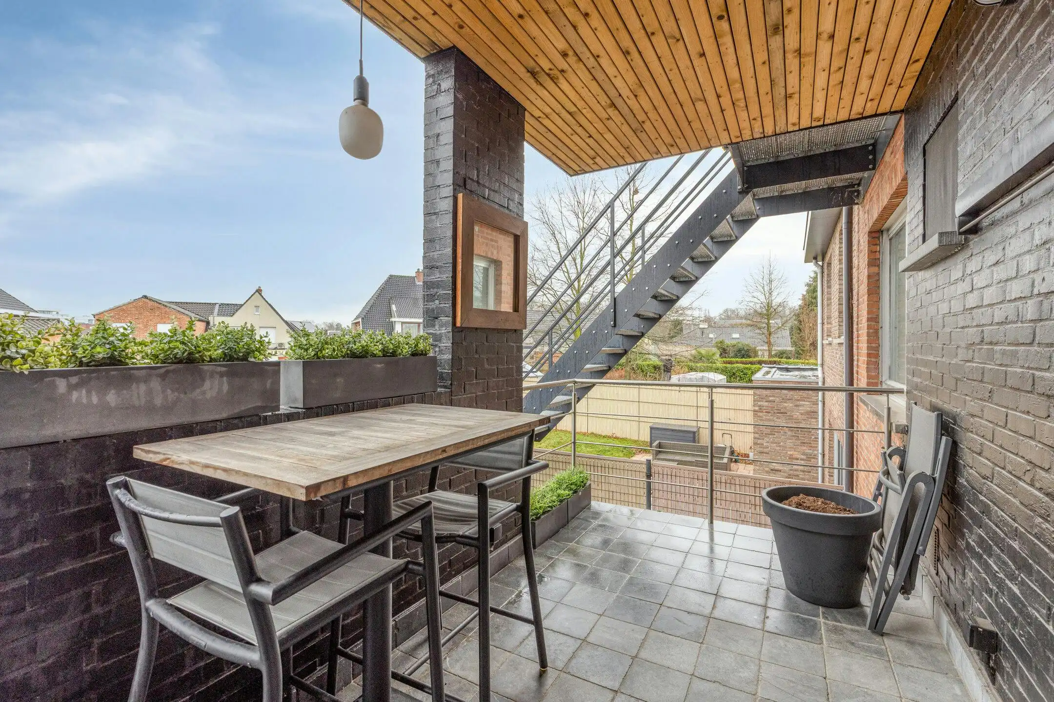 Centraal, verzorgd en stijlvol appartement met tuin en garage foto 3