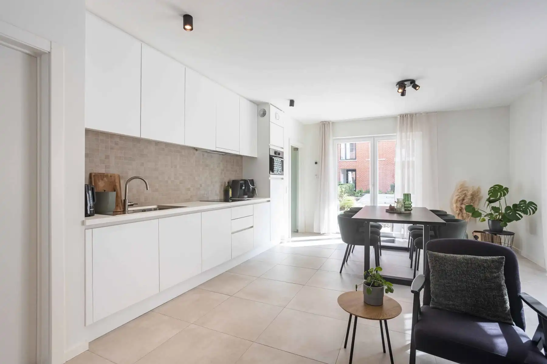 Stijlvol Gelijkvloers Appartement te koop in hartje Aalst foto 11