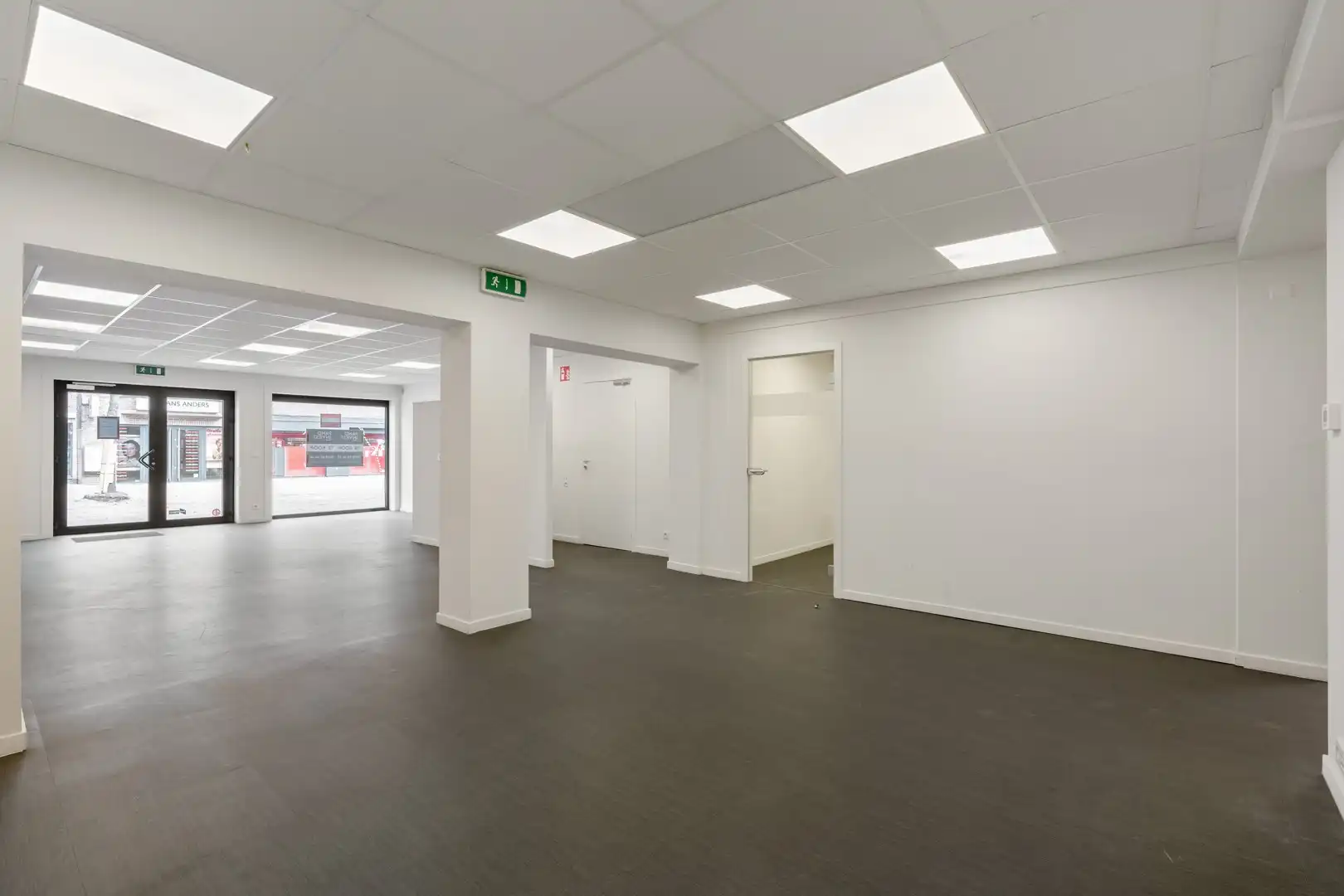 EXCLUSIEVE KANS: HANDELSGELIJKVLOERS TE KOOP IN DE VERNIEUWDE VREDELAAN, HOUTHALEN-HELCHTEREN foto 9