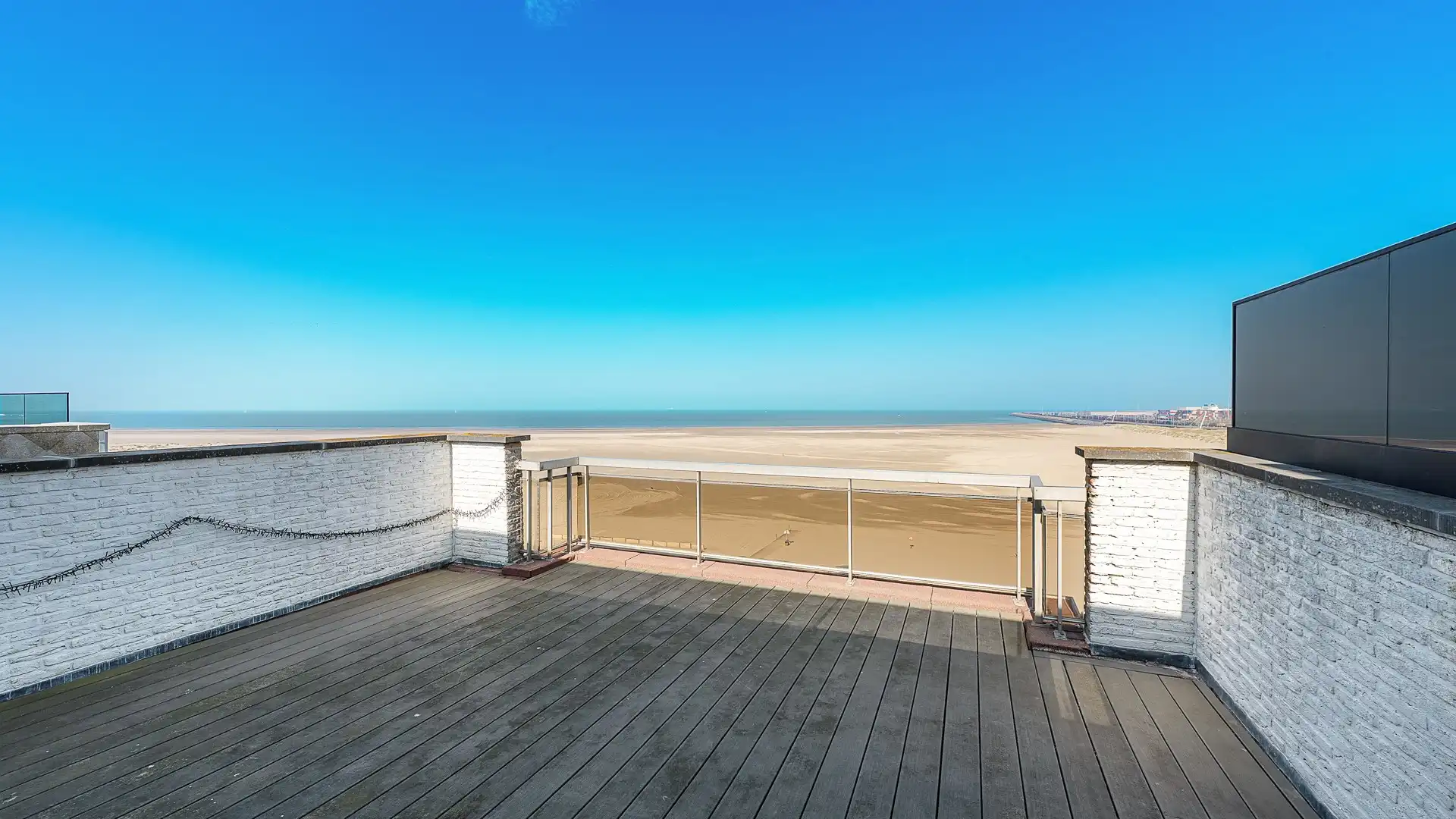 Mooie penthouse met zicht op zee en hinterland foto 7