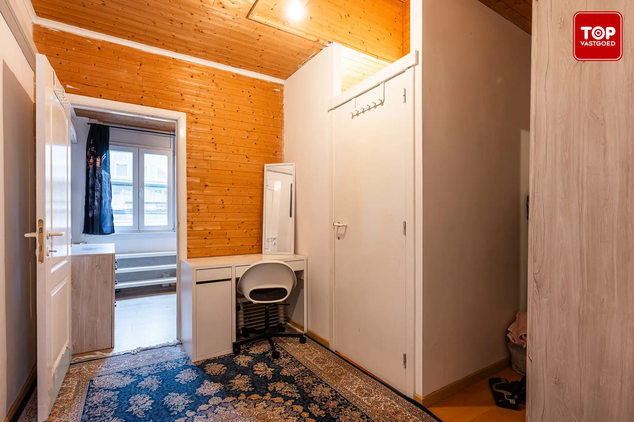 Instapklare woning met veel mogelijkheden foto 12