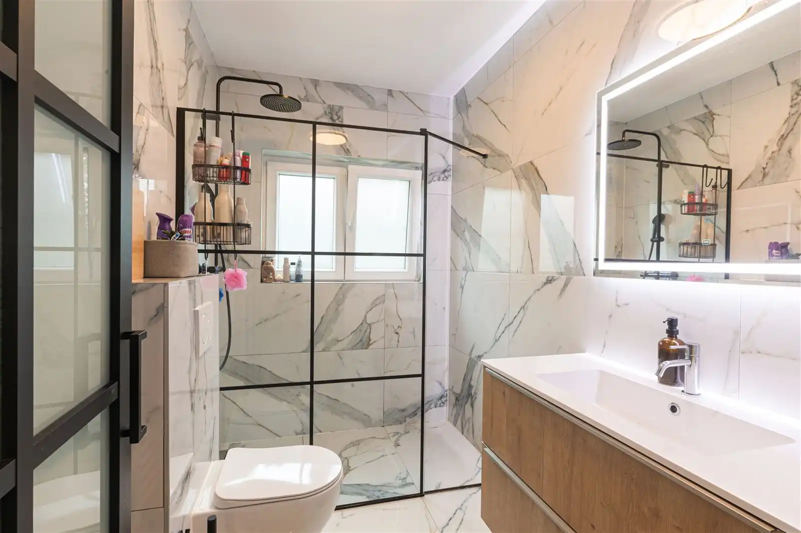 Luxueus afgewerkte villa met 5 slaapkamers in Leerne! foto 16