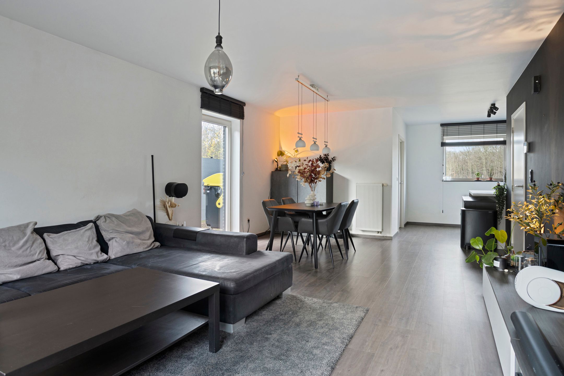 Landelijk gelegen, moderne woning op ruim perceel foto 6