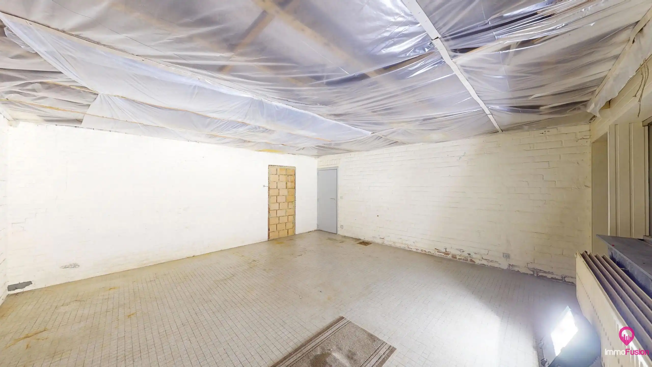 Strategisch gelegen woon-werkpand met ruime studio! foto 32