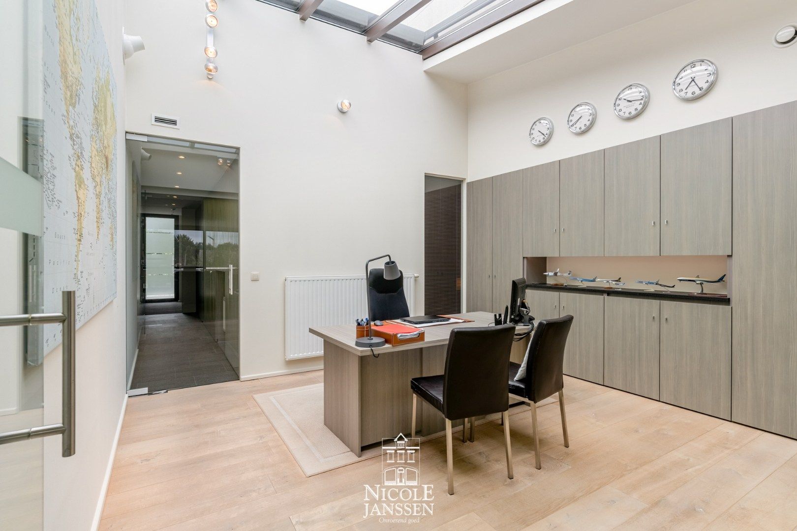 Prachtig luxeappartement met twee slaapkamers en ruim terras nabij centrum  foto 12