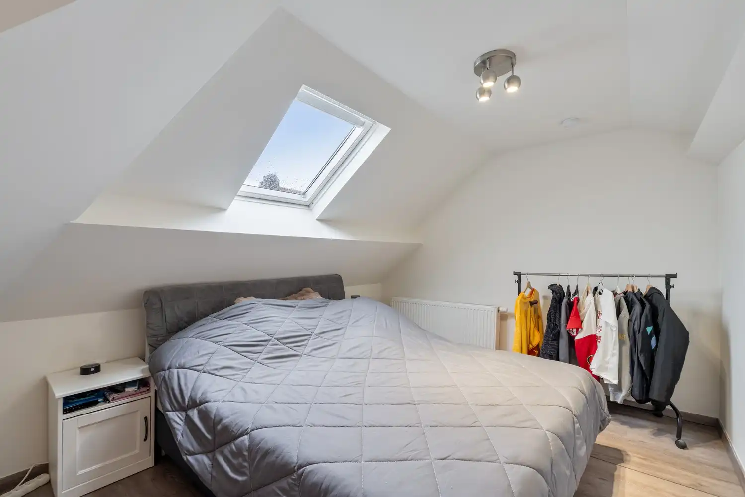 Gerenoveerd handelspand met appartement op gunstige locatie! foto 12