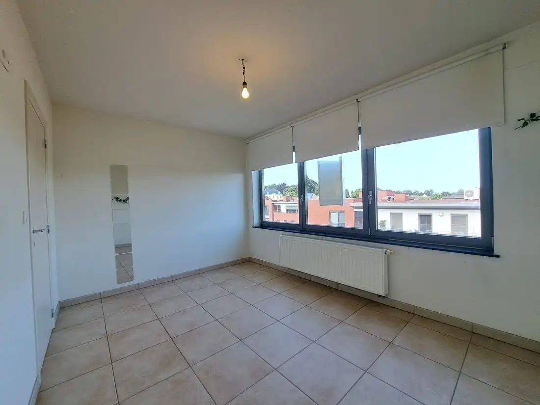 Modern appartement te Kortessem volledig INSTAPKLAAR foto 11