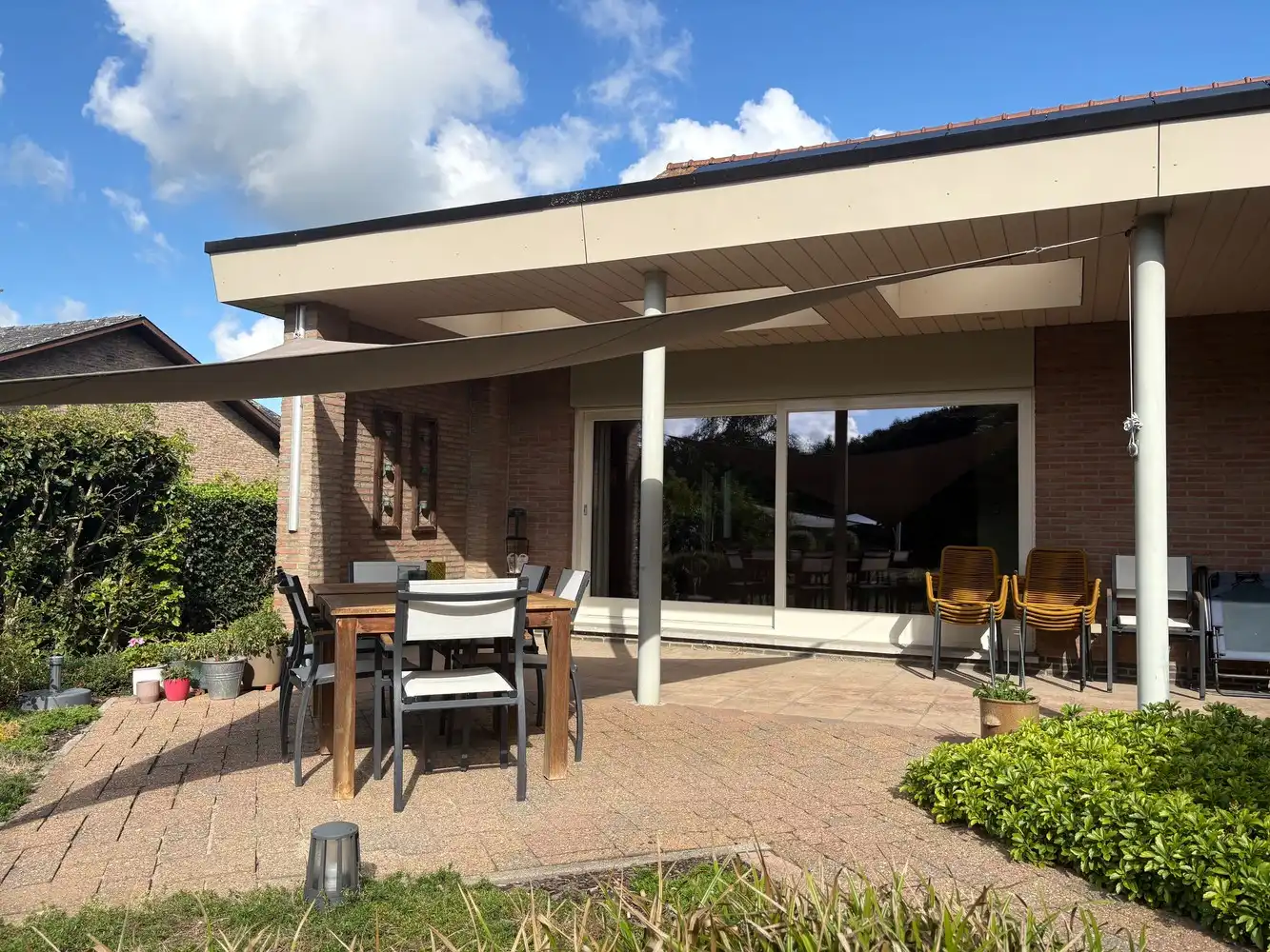 Prachtige instapklare woning op ruim perceel van 14a91ca foto 10