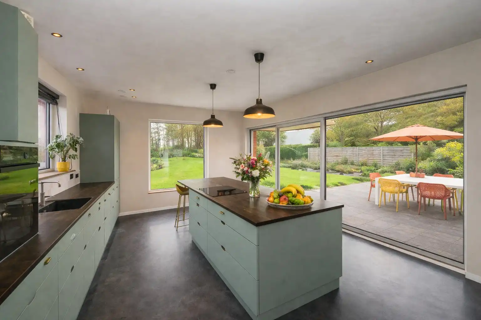 Unieke passiefbouw villa met natuurlijke tuin en innovatieve technieken foto 5