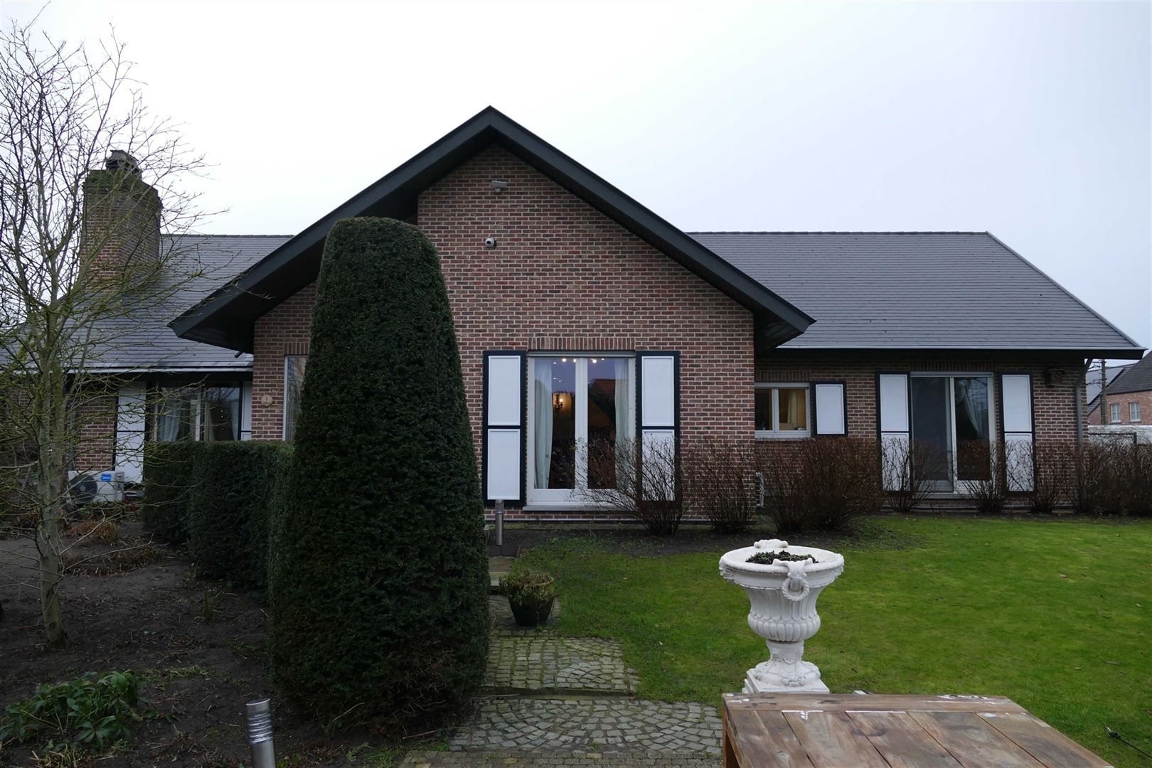 Exclusieve villa op riant hoekdomein in Eksaarde  foto 2