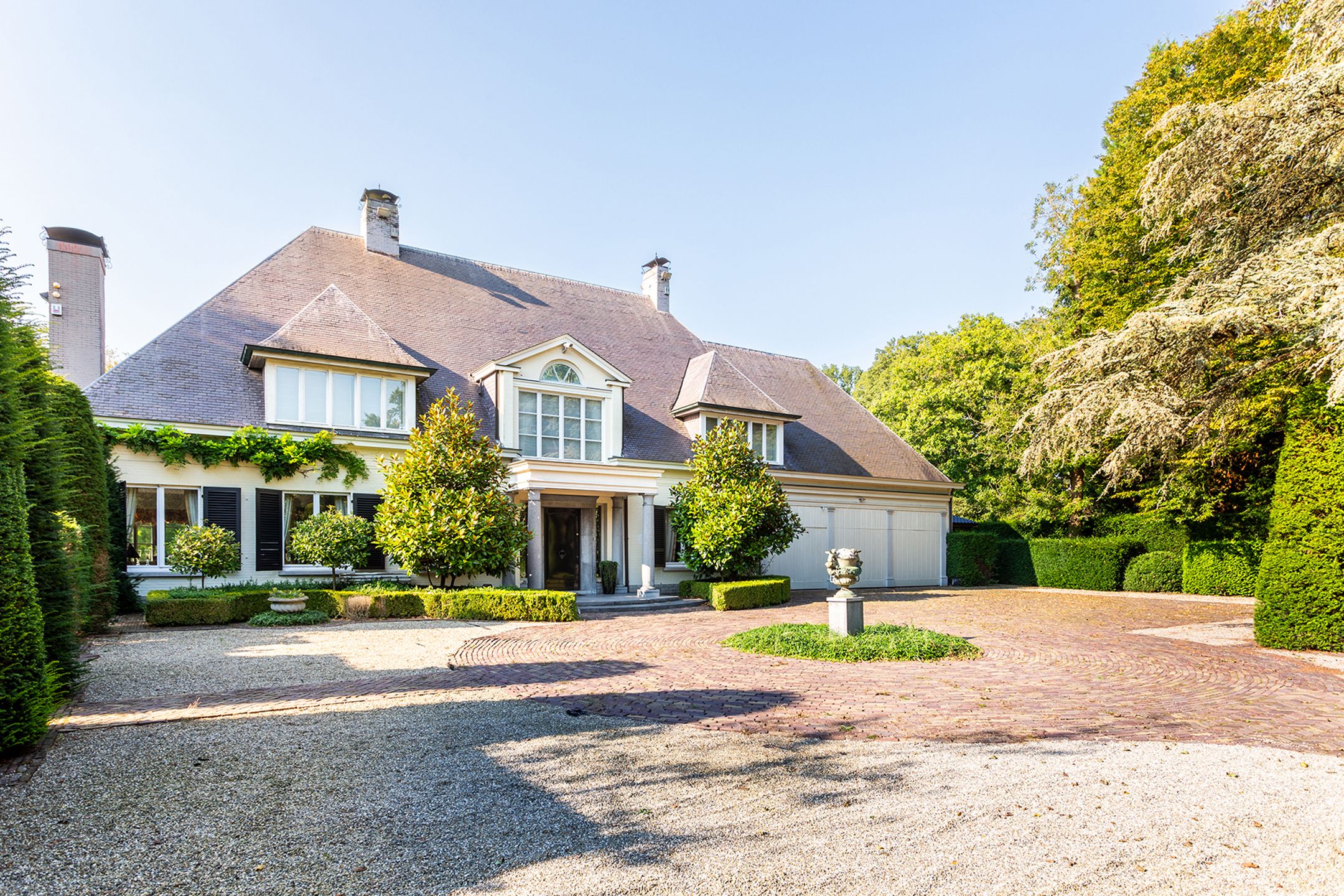 Exclusieve villa op 1.1ha met binnenzwembad, spa en lift  foto 5