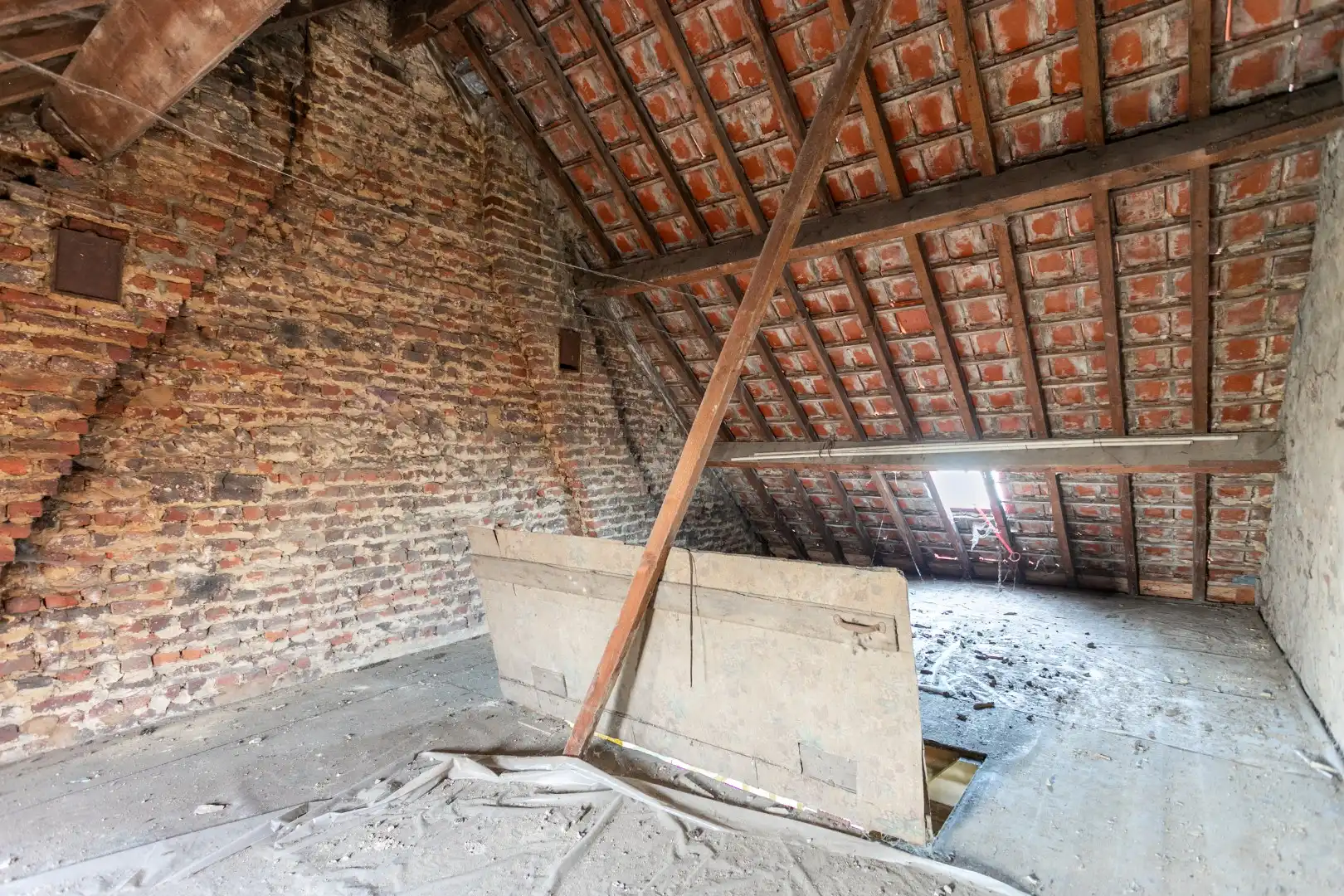 Te renoveren rijwoning met tuin te Vlezenbeek foto 20