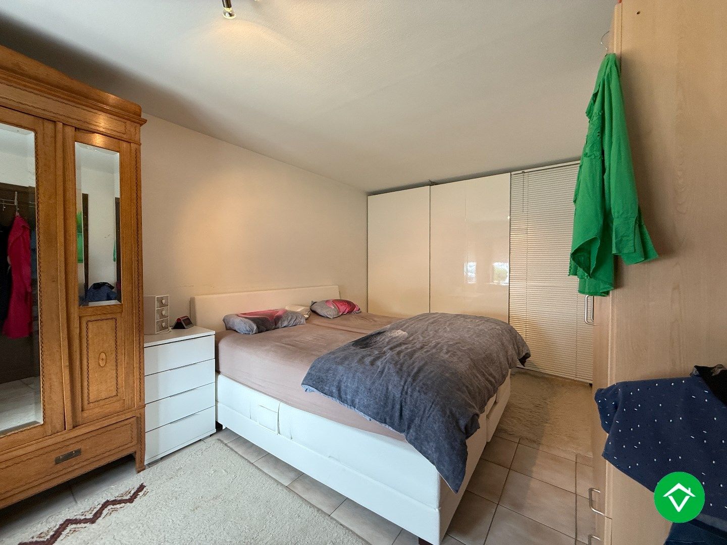 Alleenstaande woning met 5 slaapkamers, tuin en garage/loods te Roeselare foto 5