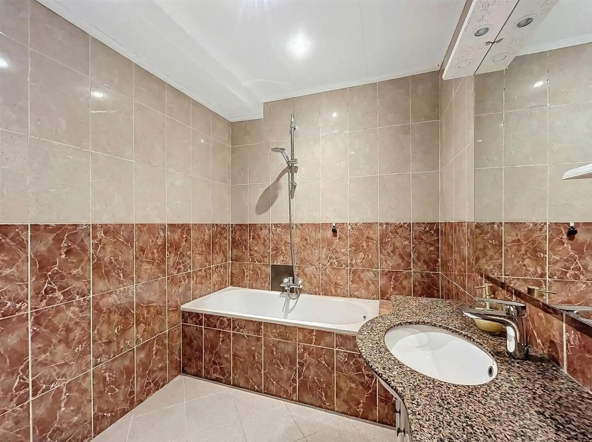 instapklare woning met 3 slaapkamers en half open karakter op perceel van 200m² foto 14