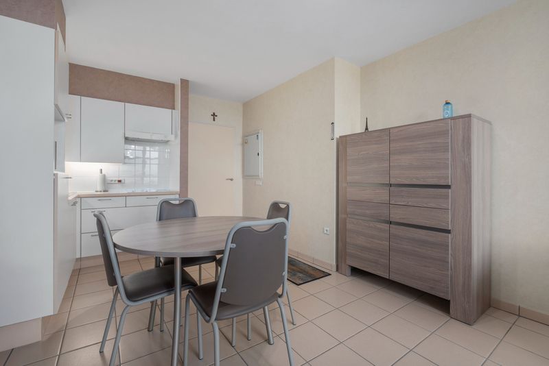 2 slaapkamer appartement met prachtig open zicht! foto 9