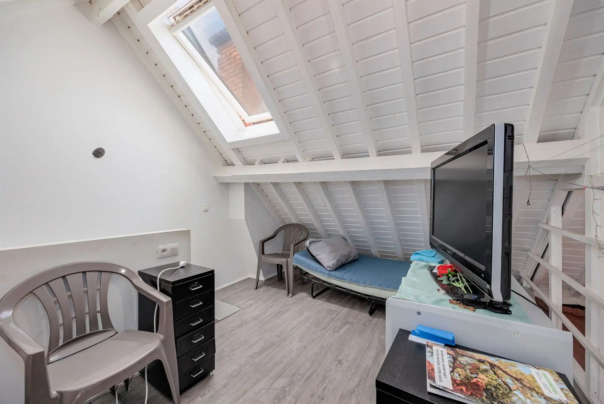 Woning opgedeeld in 2 instaplklare appartementen foto 18