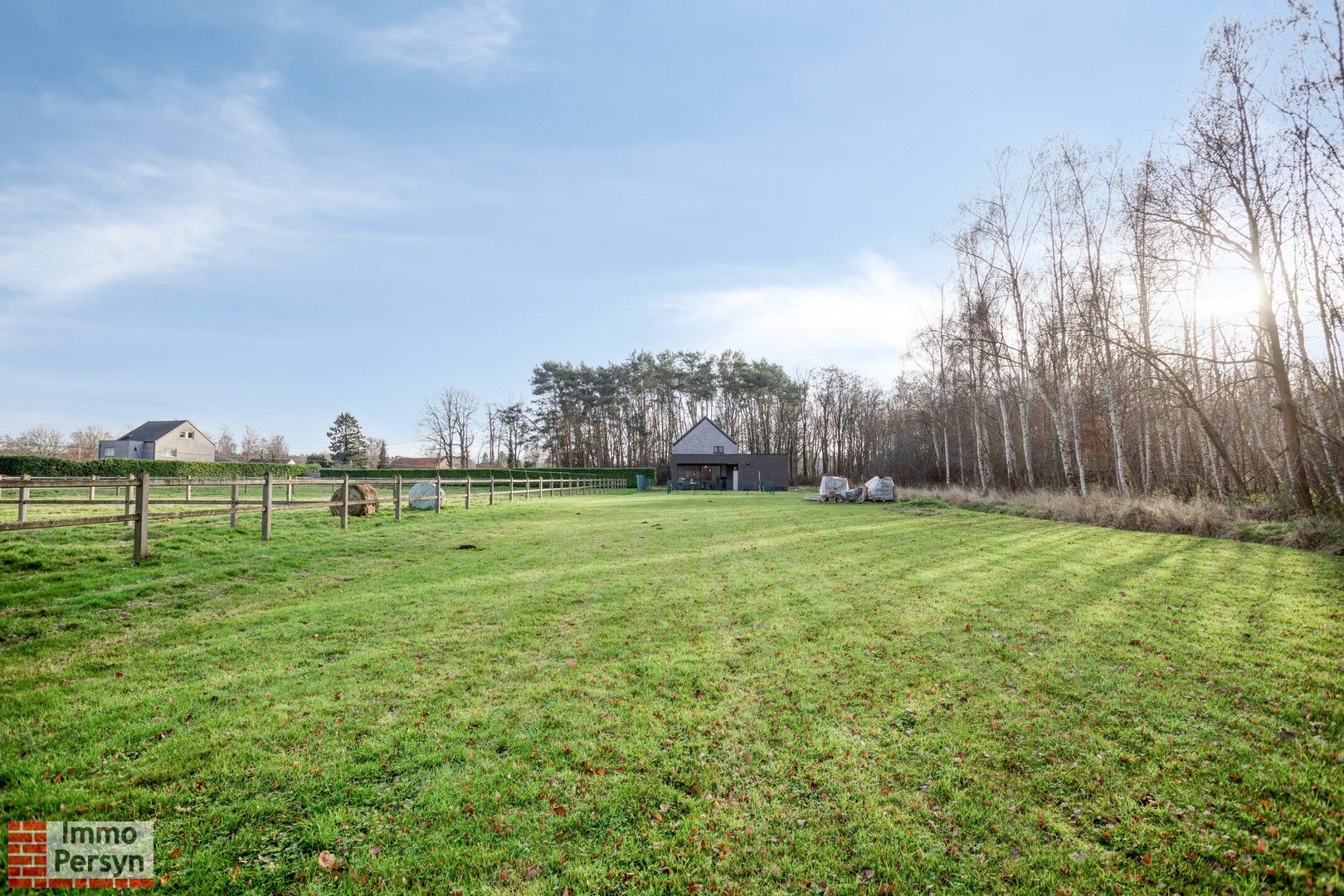 Landelijk gelegen open bebouwing op bijna 16 are. EPC A! foto 4