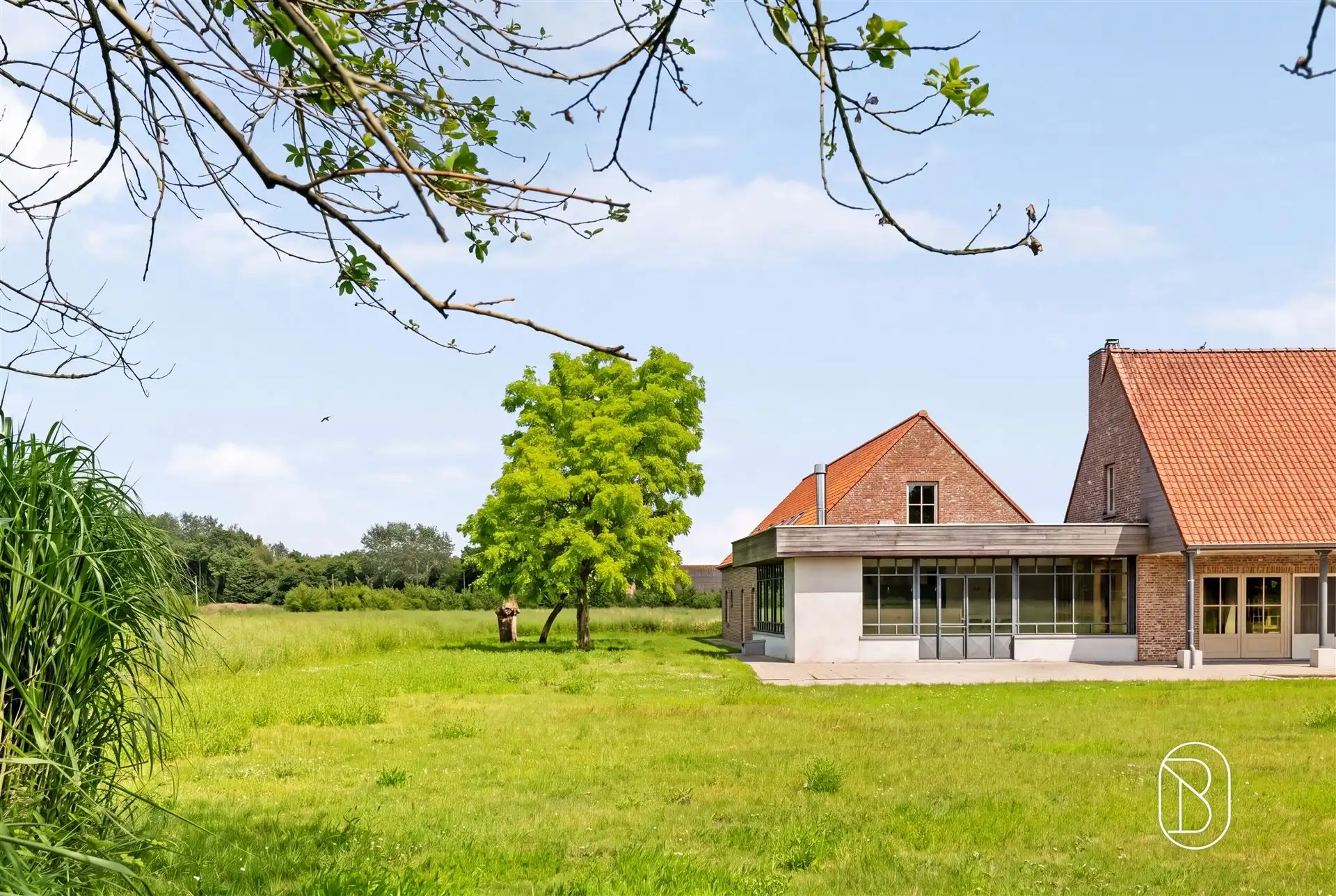 Unieke hoeve met uitzonderlijk potentieel foto 7