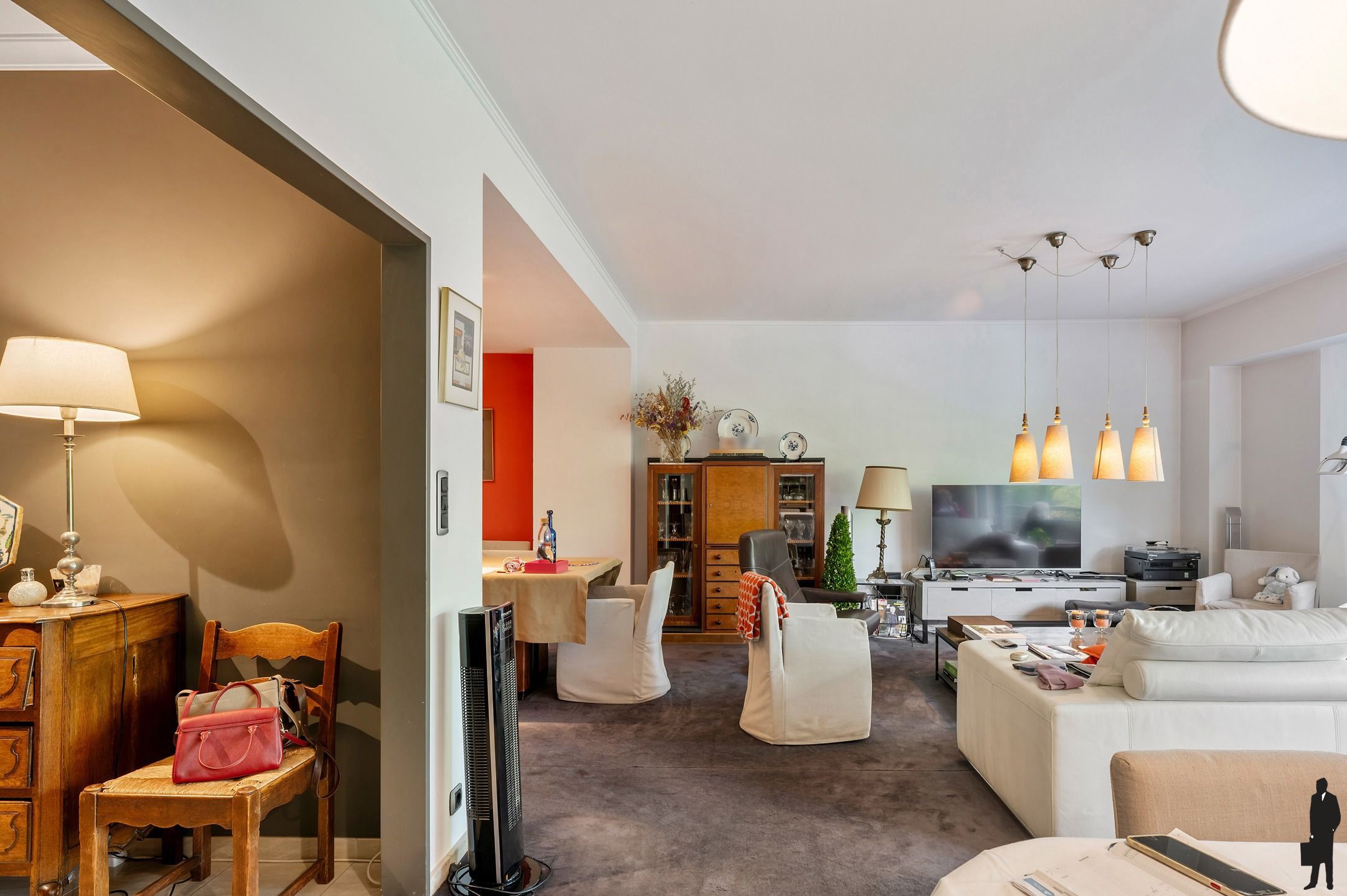 Riant en lichtrijk drieslaapkamerappartement aan het Albertpark - met terras en staanplaatsen foto 5