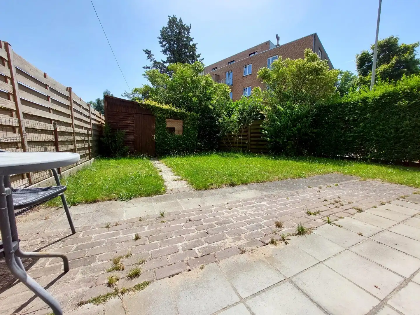 GELIJKVLOERSAPPARTEMENT MET TUINTJE foto 5