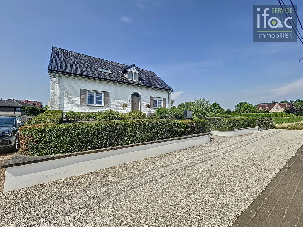 Huis te koop foto {{pictureIndex}}
