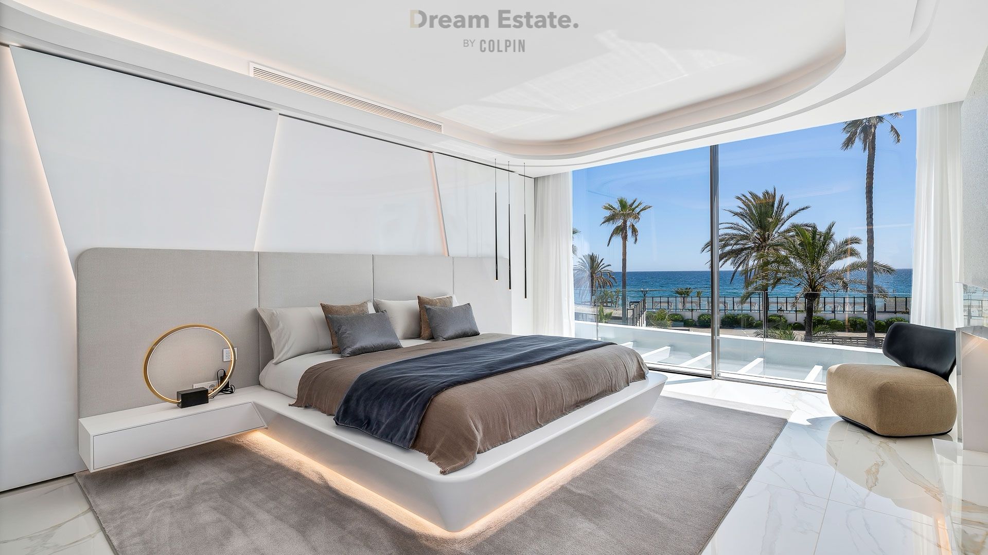 Hypermoderne frontline villa in Los Monteros foto 41