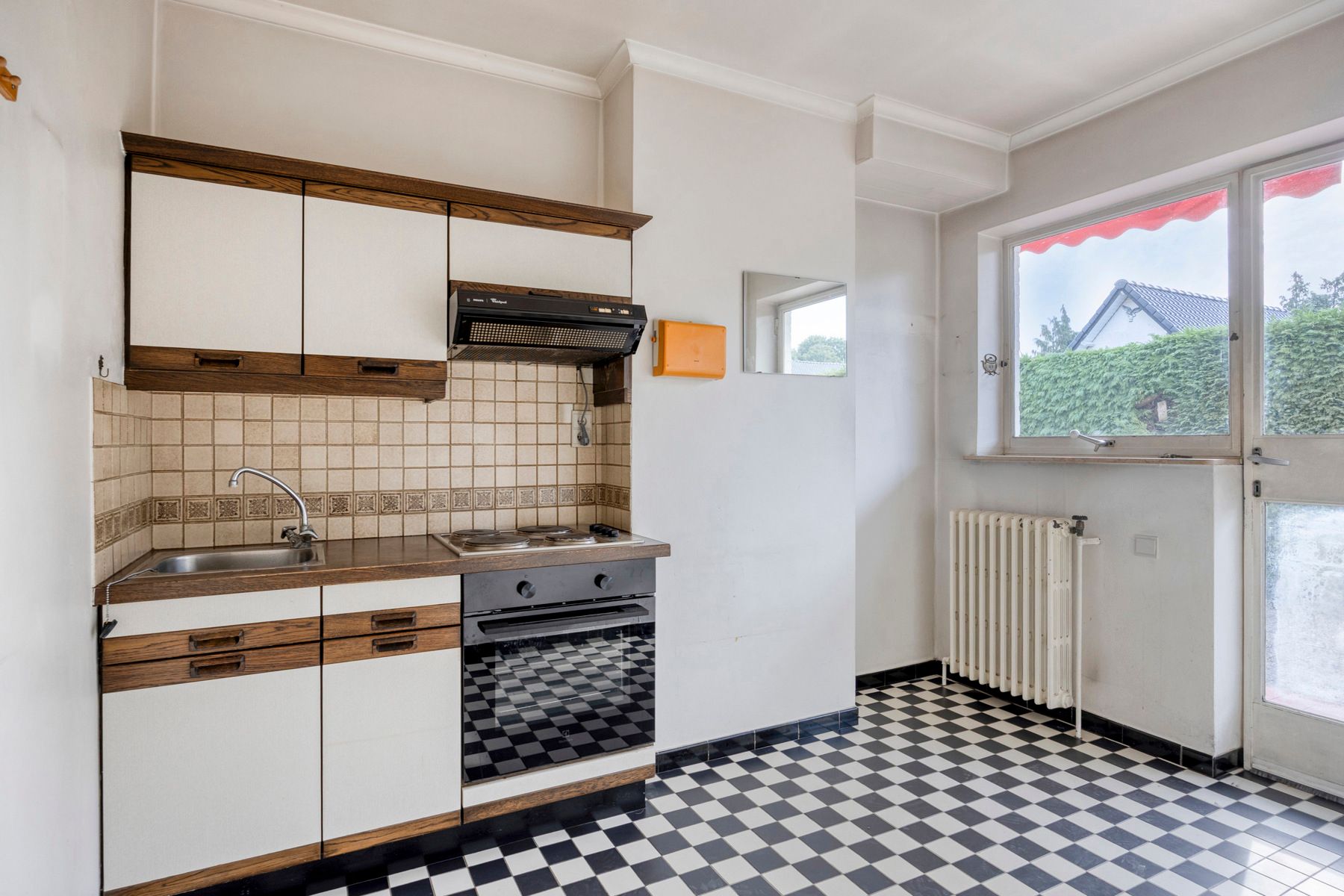 Vrijstaande woning met 4 slaapkamers foto 8