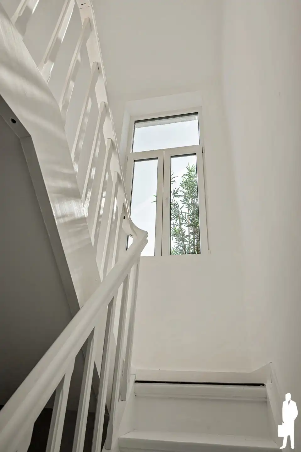 Volledig gerenoveerde en instapklare woning met zonnige tuin te Brasschaat! foto 12