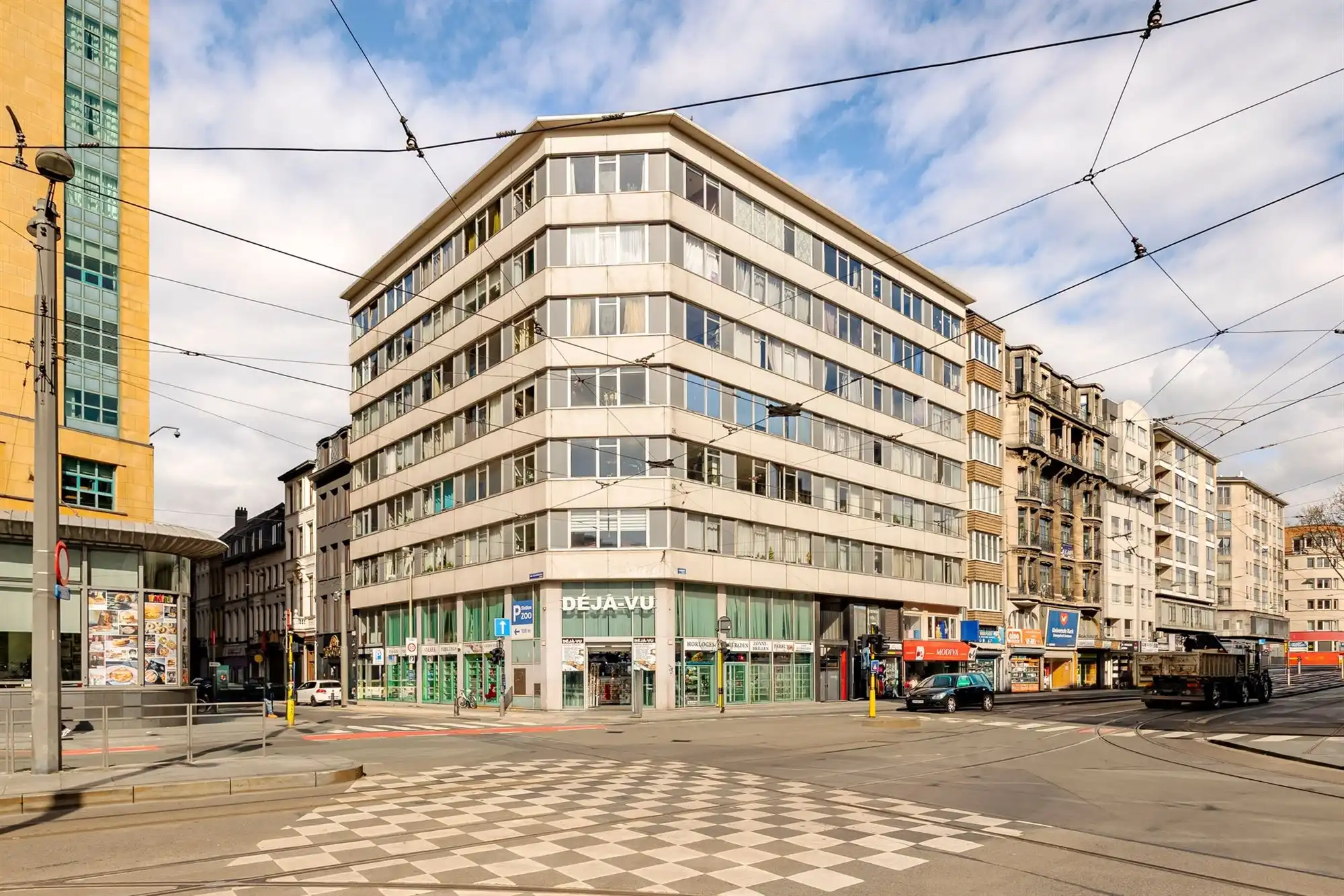 Gerenoveerde studio op toplocatie aan het Centraal Station foto {{pictureIndex}}