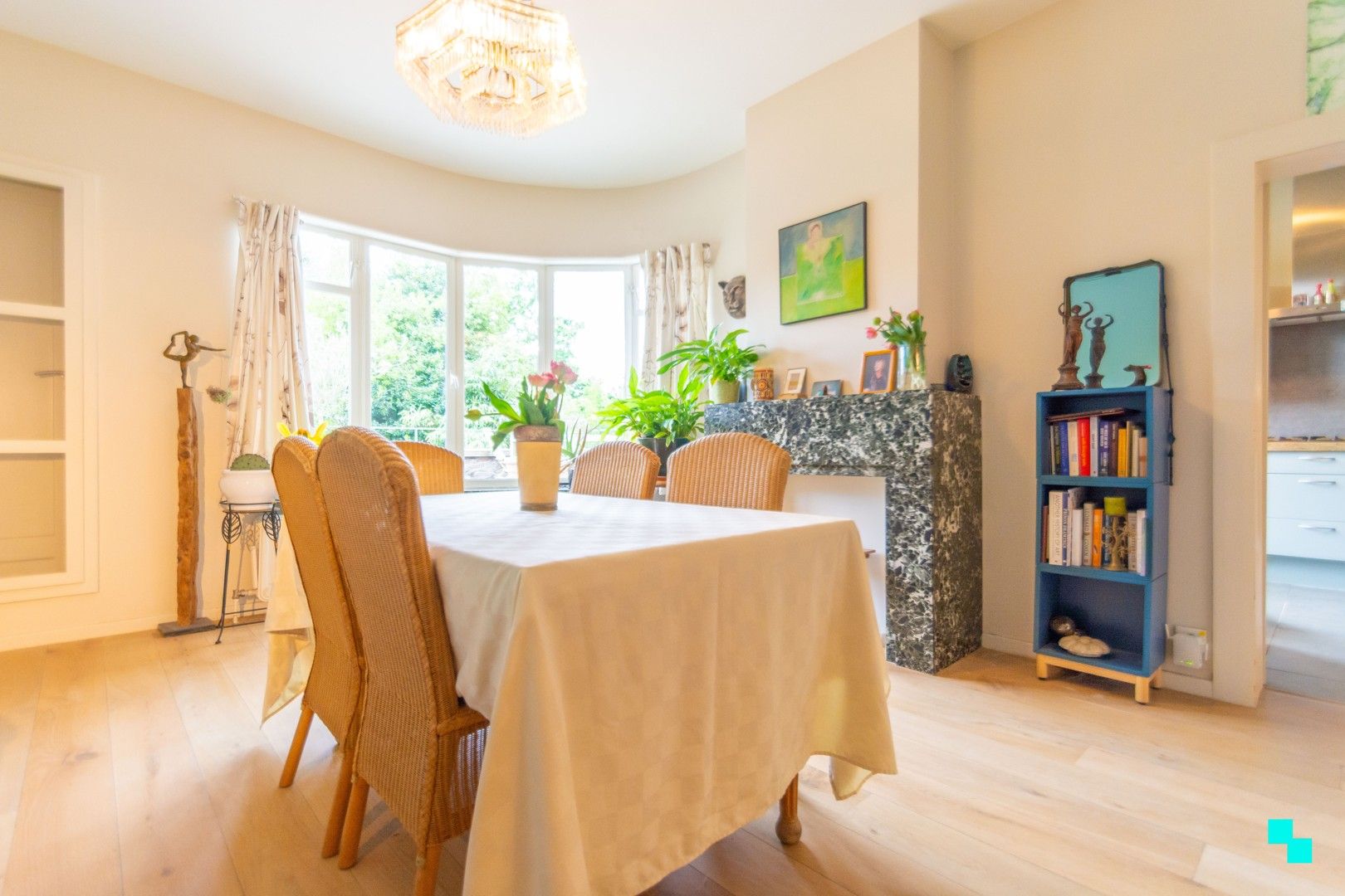 Karaktervolle woning met handelsruimte vlakbij Gent-Sint-Pieters foto 8