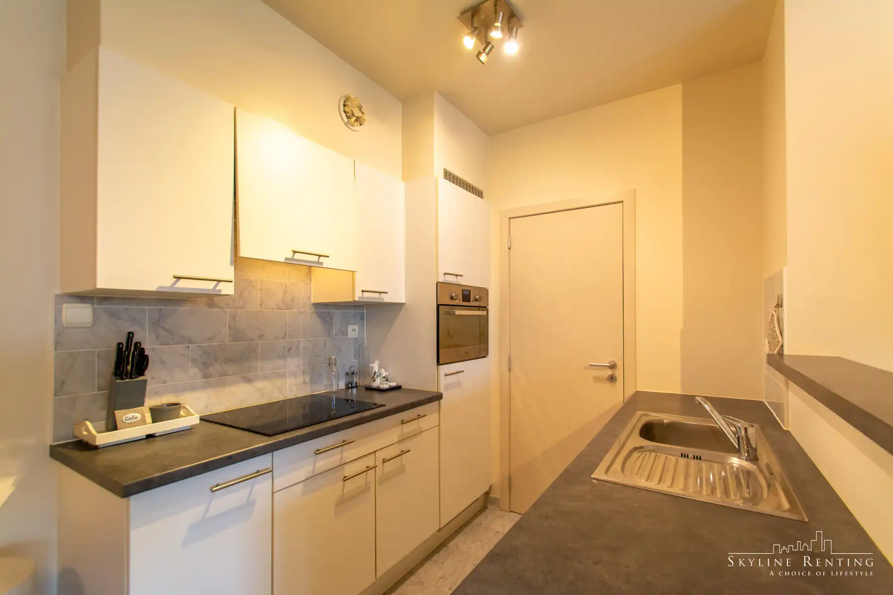 Prachtig gemeubeld appartement met 2 KAMERS + 2 badkamers foto 9