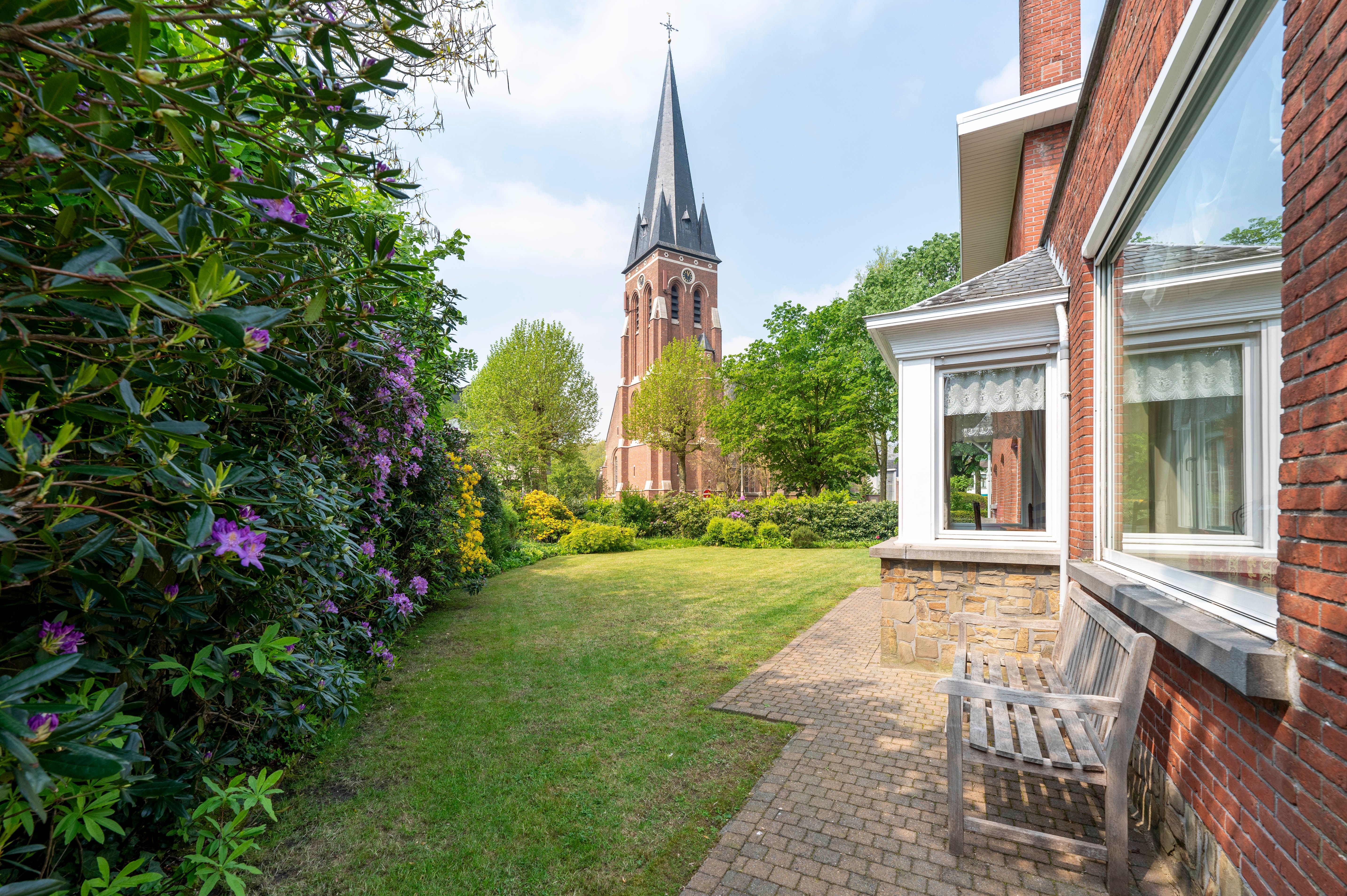 Uitzonderlijke woning in het hart van Mariaburg. foto 38